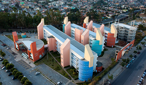 Unidade Barreiro da PUC Minas