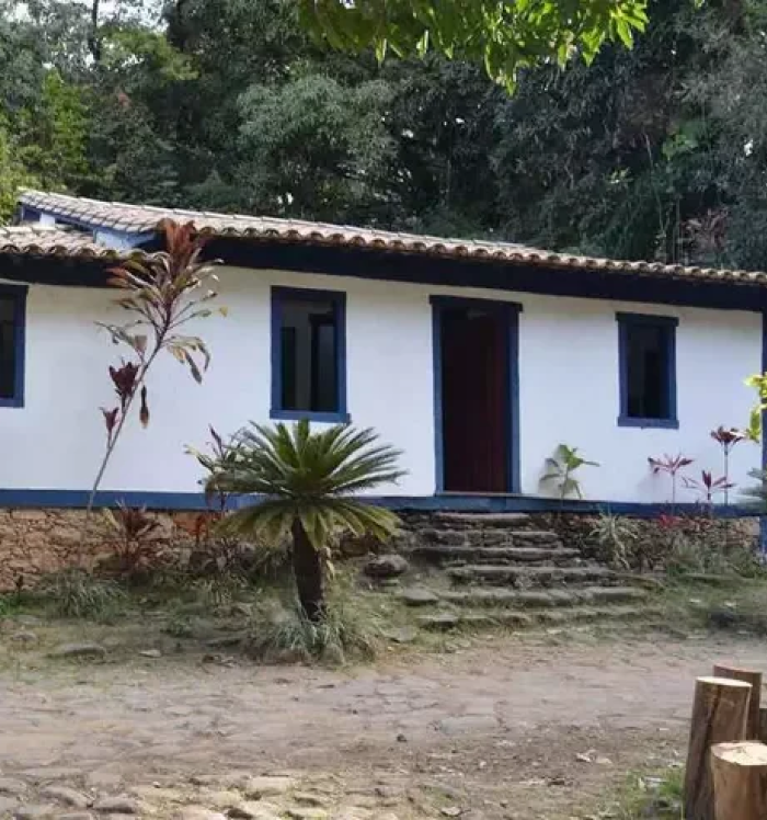 Parque Municipal Gentil Diniz: natureza no meio da rotina urbana Casarão histórico localizado no Parque Municipal Gentil Diniz.